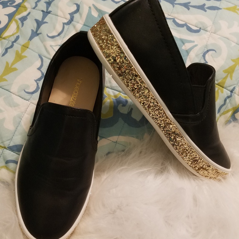 (WORN1X)Ladies Slip On Sneakers w/ Glitter Soles